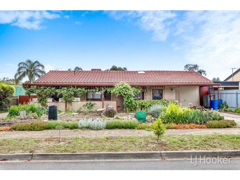 6 Lulama Crescent, Munno Para SA 5115