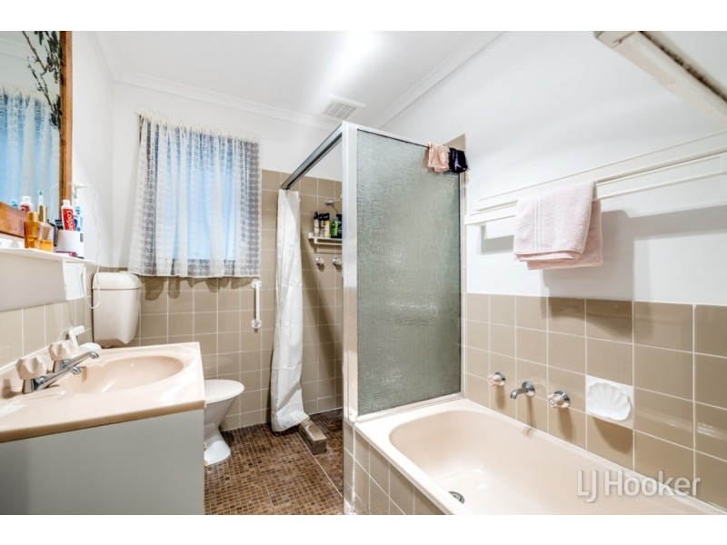 6 Lulama Crescent, Munno Para SA 5115