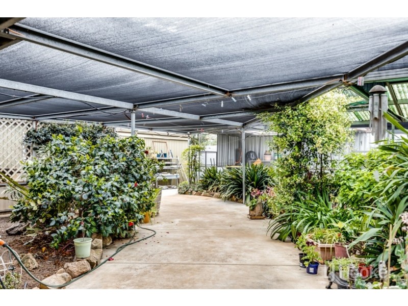 6 Lulama Crescent, Munno Para SA 5115