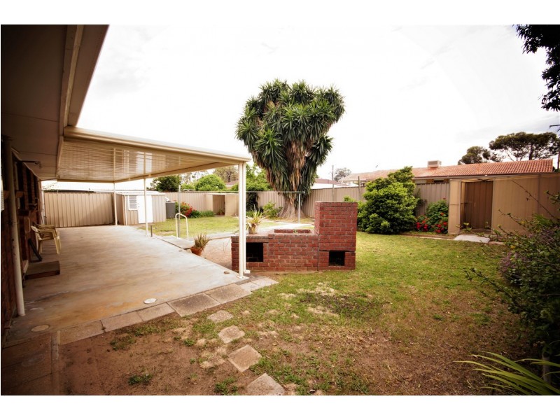 2 Milton Court, Salisbury East SA 5109