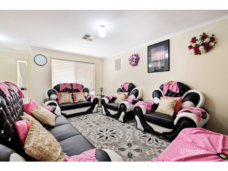 5 Navigator Parade, Smithfield SA 5114