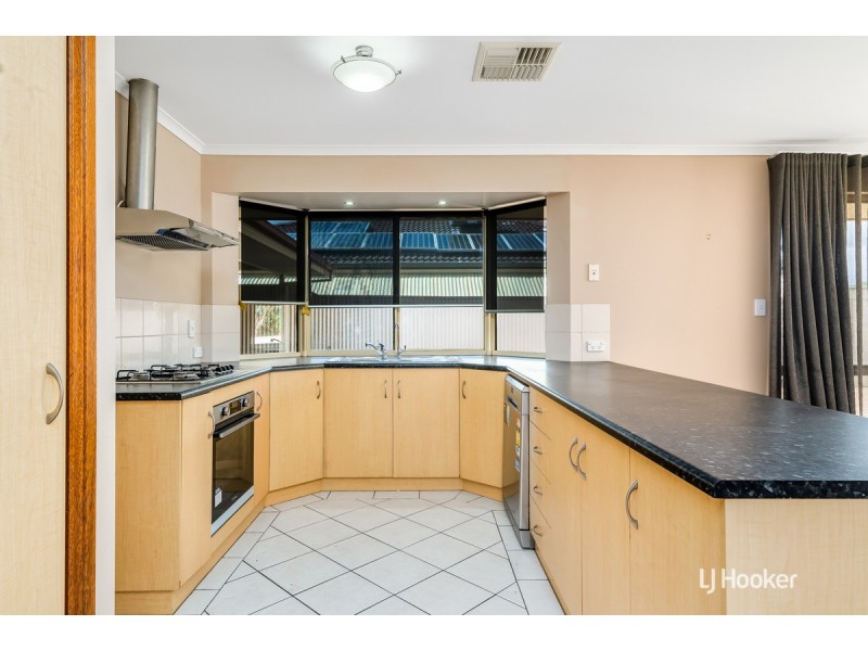 27 Kingate Boulevard, Blakeview SA 5114