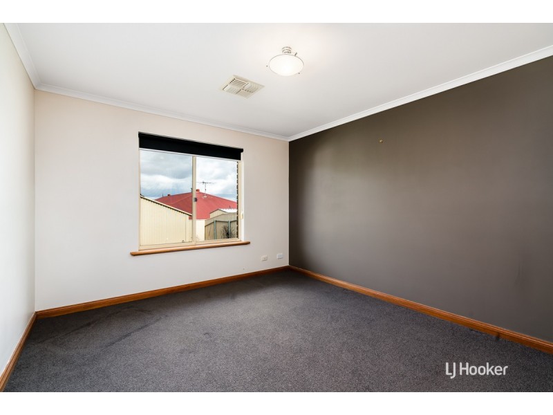 27 Kingate Boulevard, Blakeview SA 5114