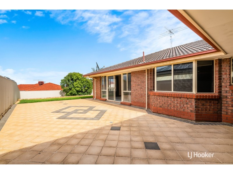 27 Kingate Boulevard, Blakeview SA 5114