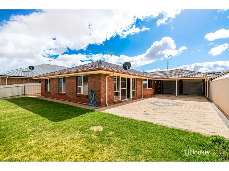 27 Kingate Boulevard, Blakeview SA 5114