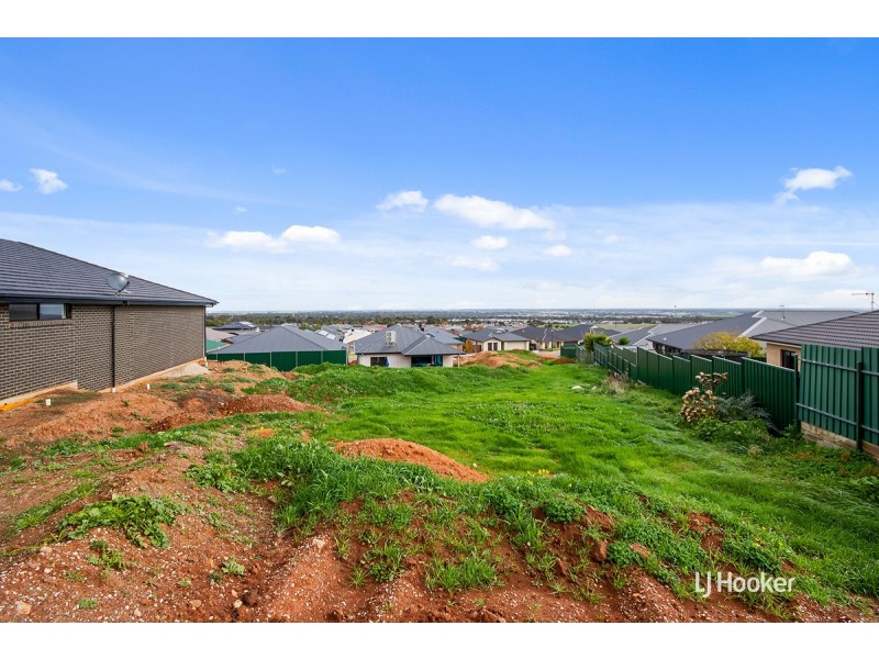 4 Olivia Court, Blakeview SA 5114