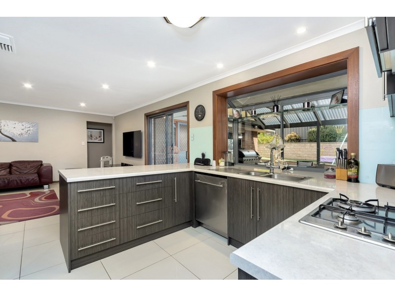 15 Mantua Court, Greenwith SA 5125