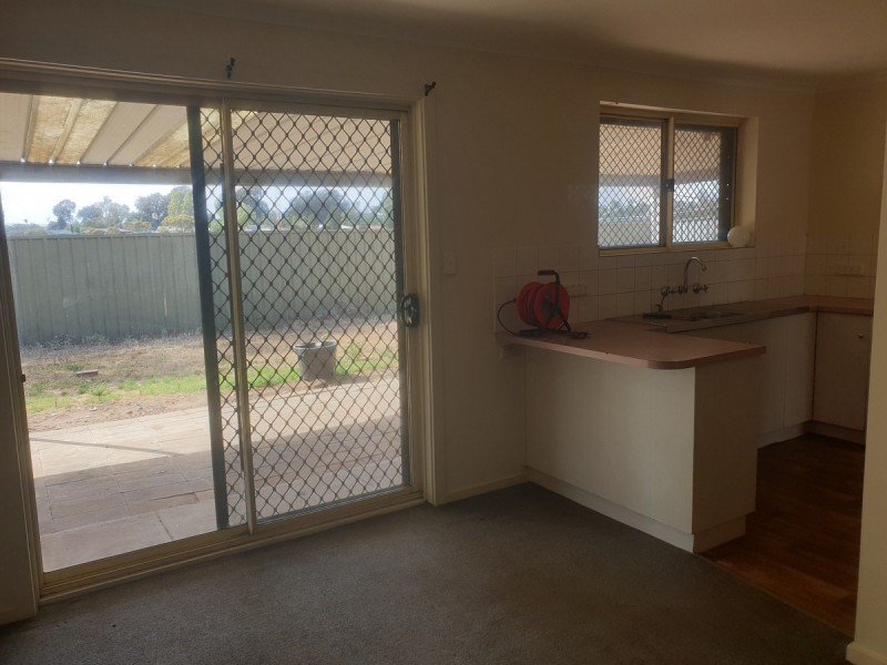 24 Redford Court, Paralowie SA 5108