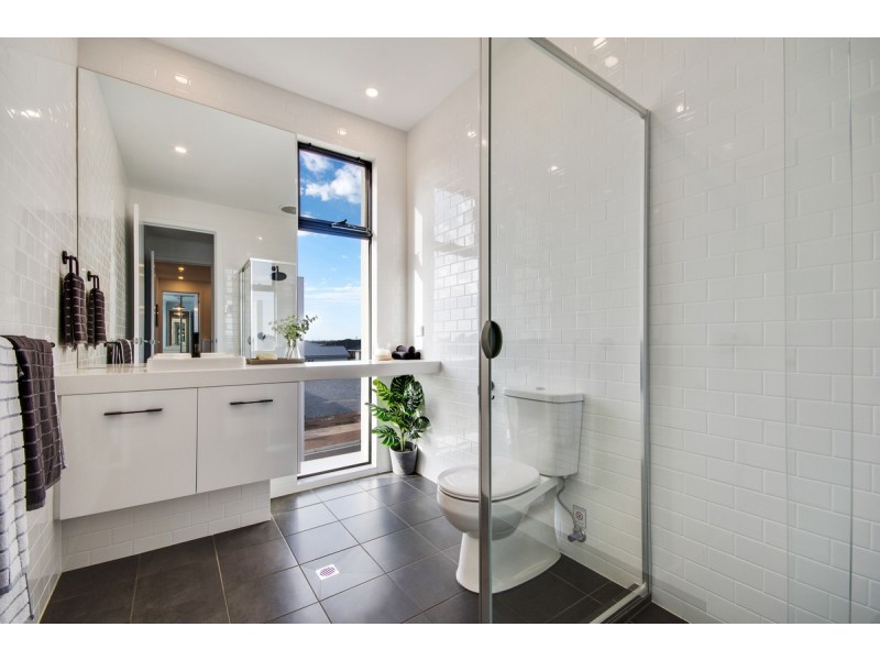 14 Broadwater Place, Blakeview SA 5114