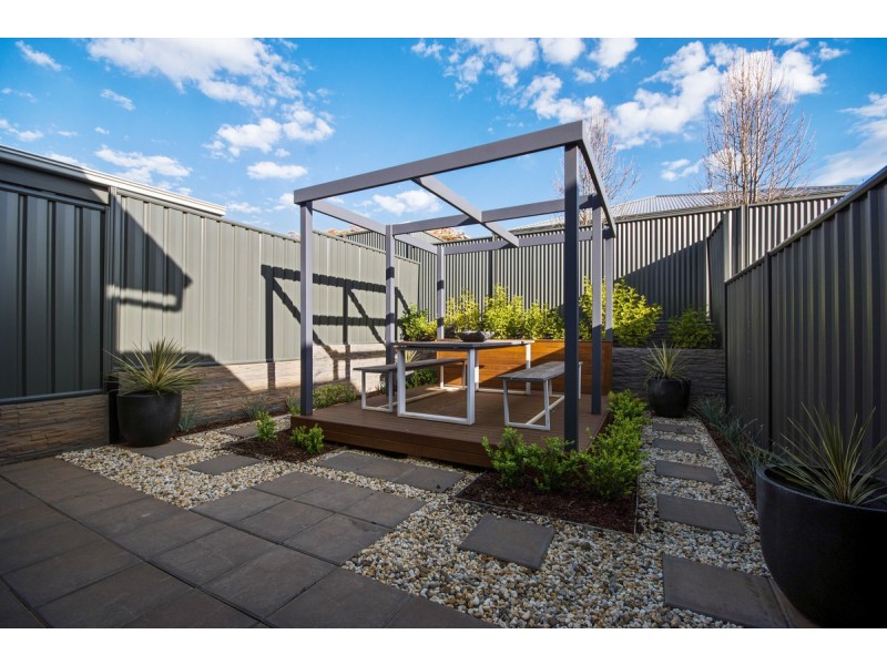 14 Broadwater Place, Blakeview SA 5114