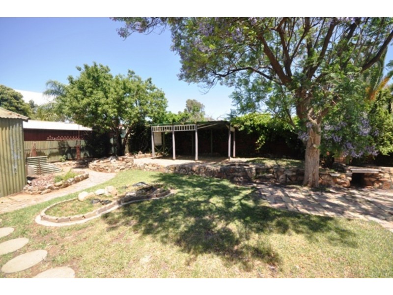 8 Banwell Street, Elizabeth Vale SA 5112