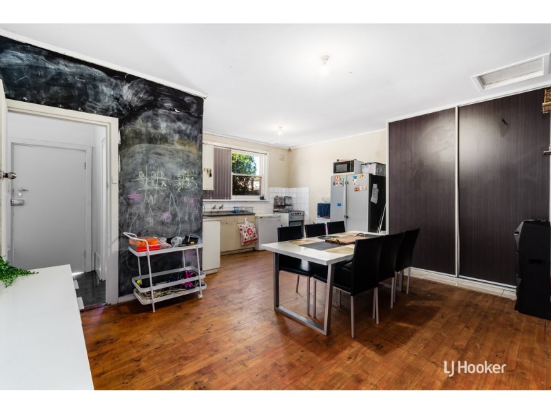 28 Johnston Road, Elizabeth Downs SA 5113