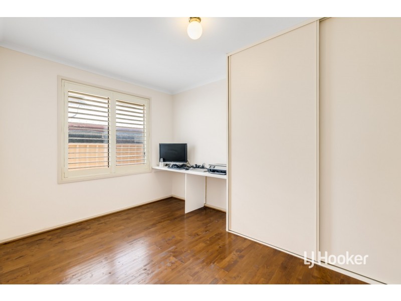 34 Thiele Crescent, Evanston Park SA 5116