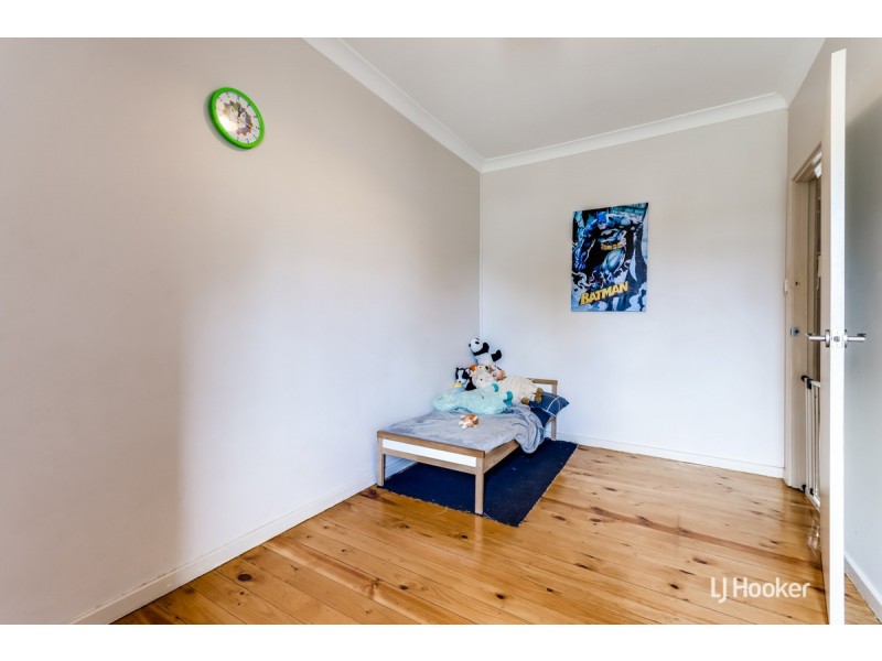 5 Hecker Street, Elizabeth Grove SA 5112