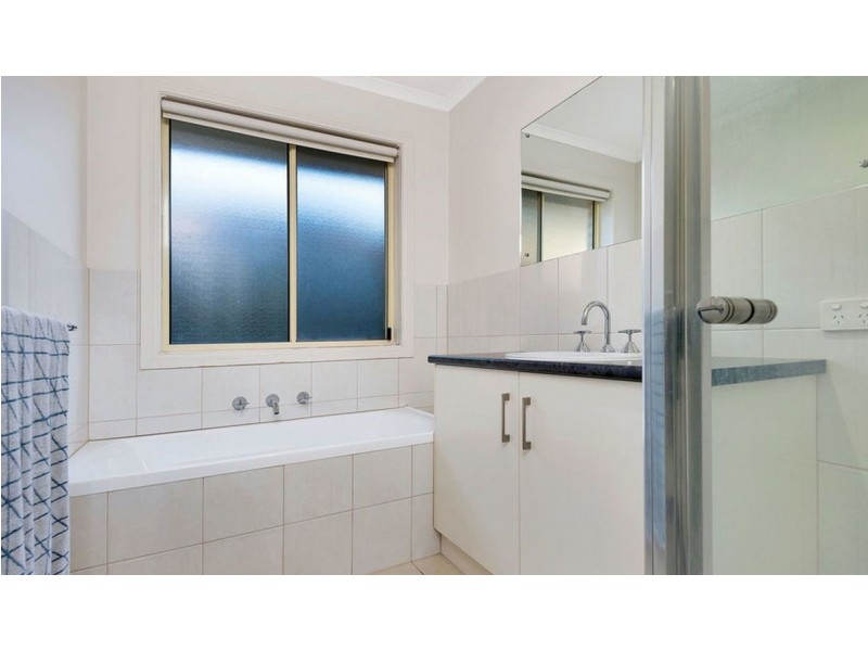 14 Grove Avenue, Elizabeth Park SA 5113