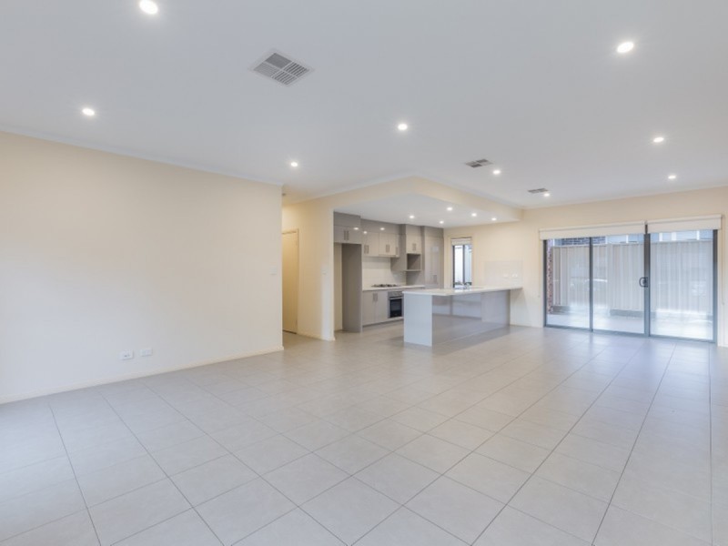 14 Sutherland Road, Holden Hill SA 5088