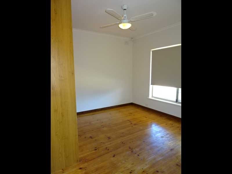 12 St Kilda Road, St Kilda SA 5110