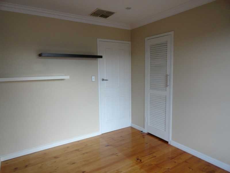 17 Haddington Court, Valley View SA 5093
