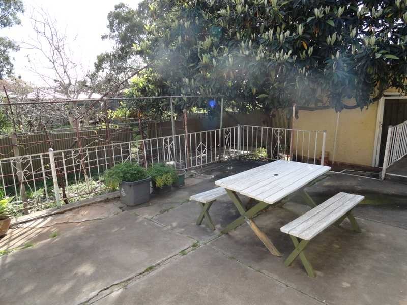 31 Montacute Road, Campbelltown SA 5074