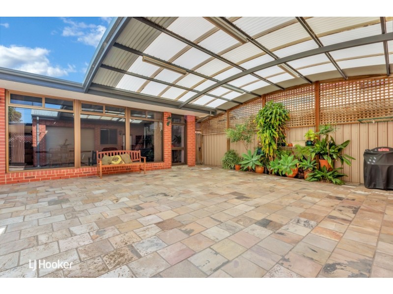 111 Woolnough Road, Largs Bay SA 5016