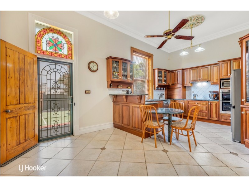 111 Woolnough Road, Largs Bay SA 5016