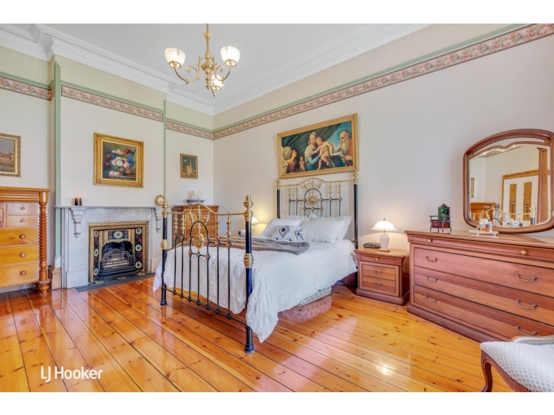 111 Woolnough Road, Largs Bay SA 5016