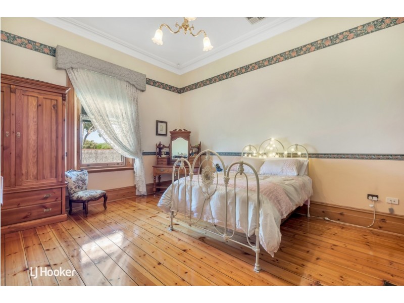 111 Woolnough Road, Largs Bay SA 5016