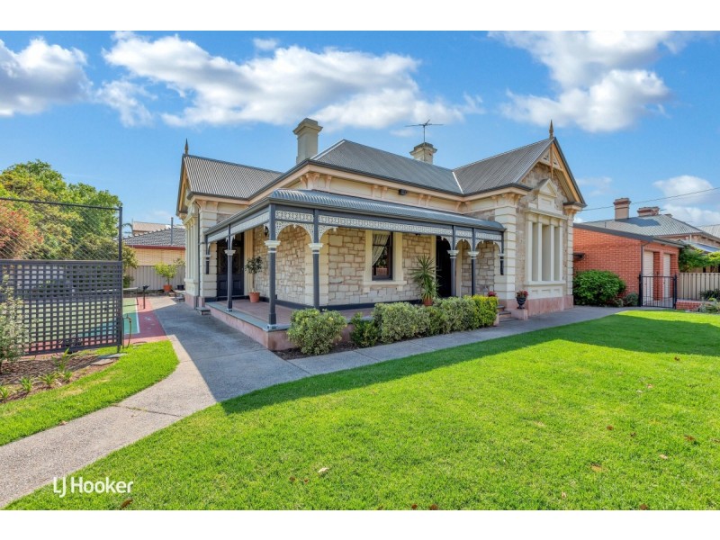 111 Woolnough Road, Largs Bay SA 5016