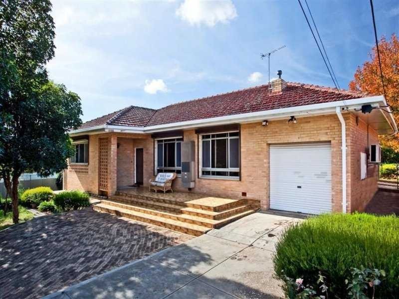17 DERWENT AVENUE, Magill SA 5072