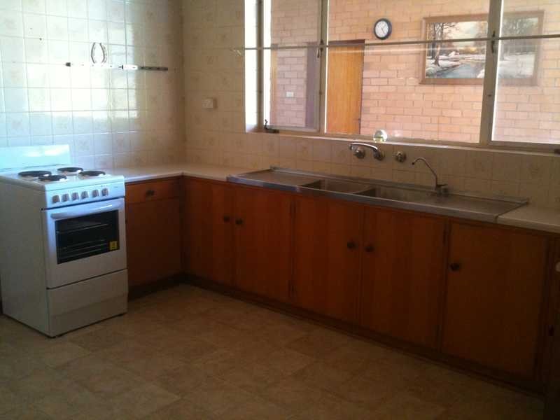 17 DERWENT AVENUE, Magill SA 5072