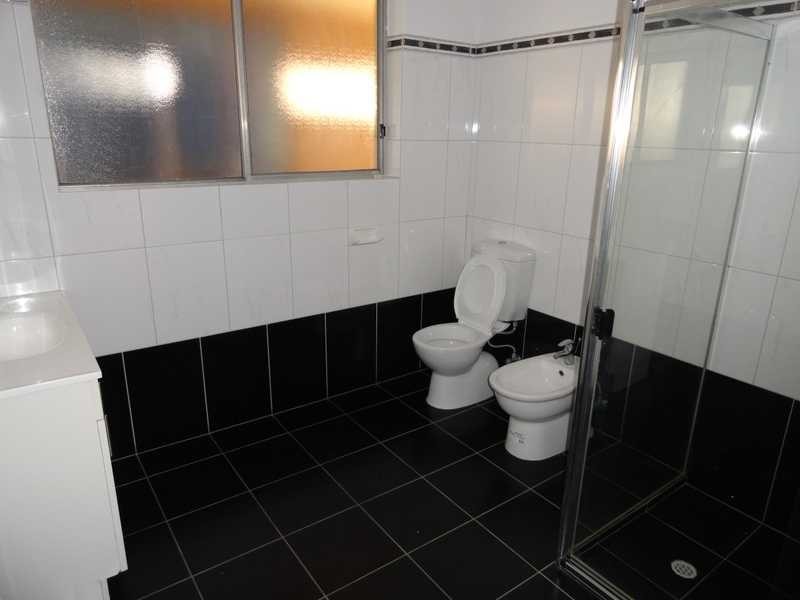 8 Hart Street, Campbelltown SA 5074