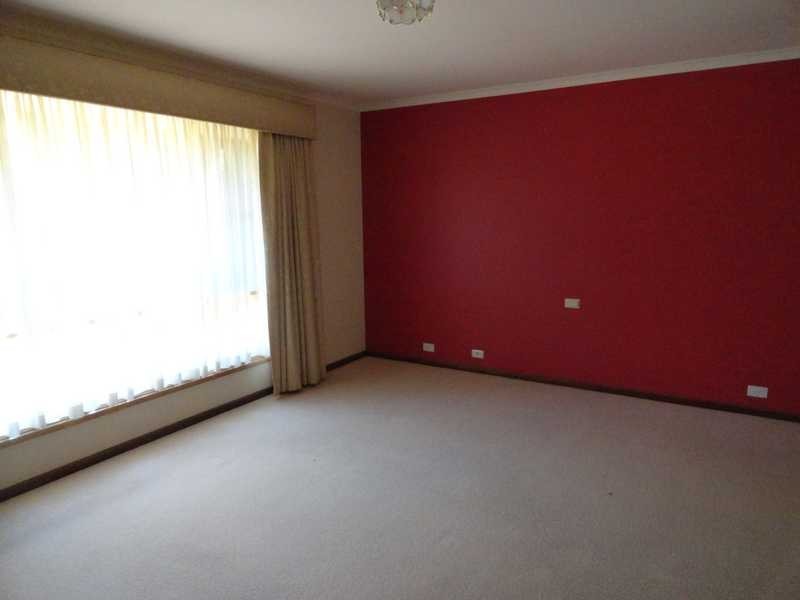 301 Grenfell Road, Redwood Park SA 5097