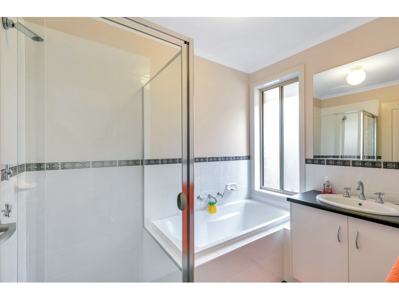 12b Arunta Drive, Salisbury Heights SA 5109