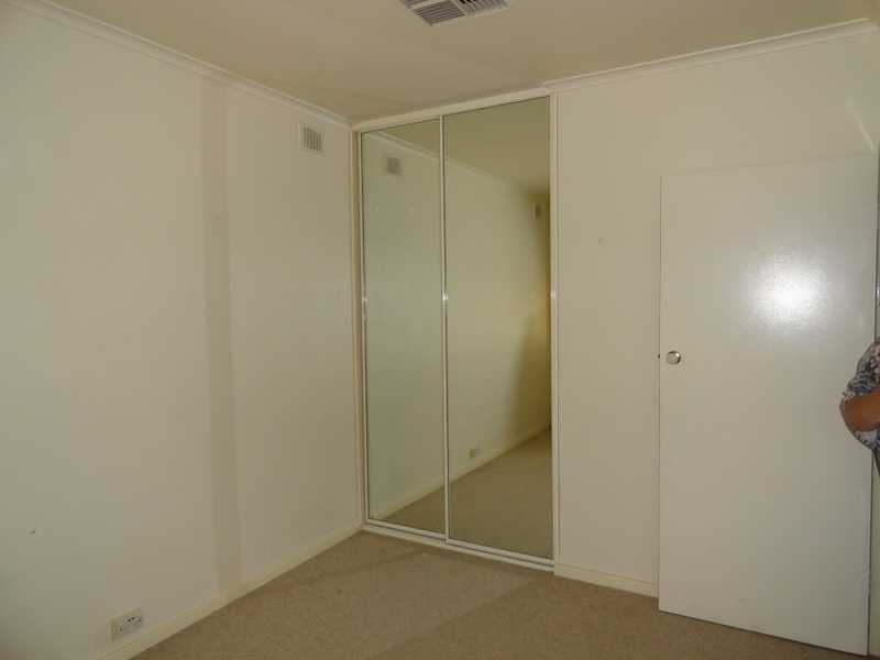 40 Lindsay Avenue, Valley View SA 5093