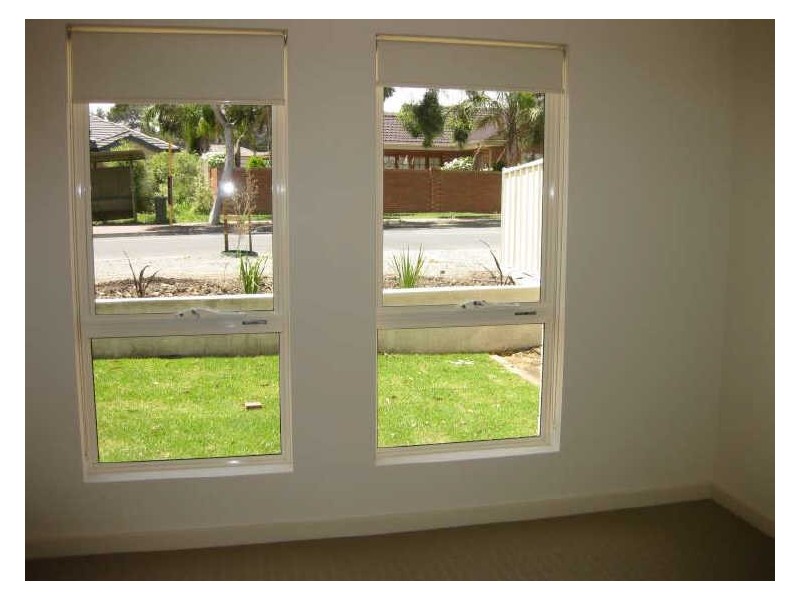 2 SILKES ROAD, Paradise SA 5075