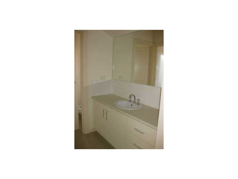 2 SILKES ROAD, Paradise SA 5075