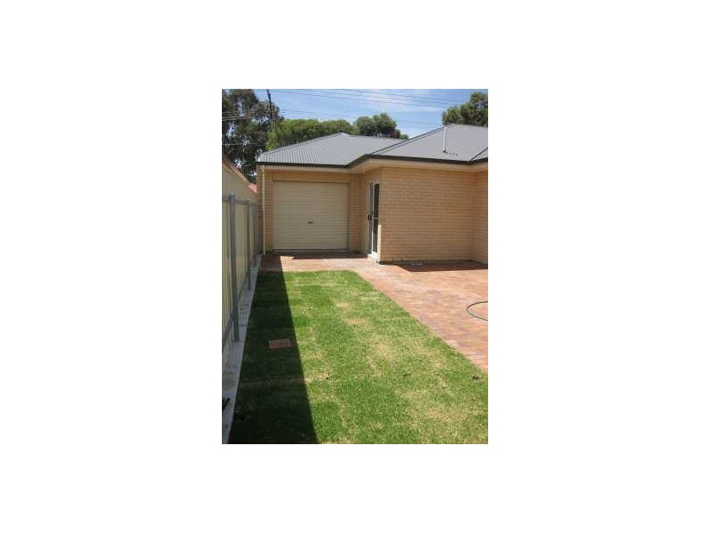 2 SILKES ROAD, Paradise SA 5075
