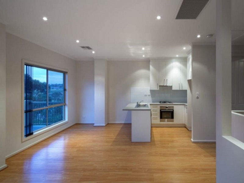 14 Domain Street, Moana SA 5169