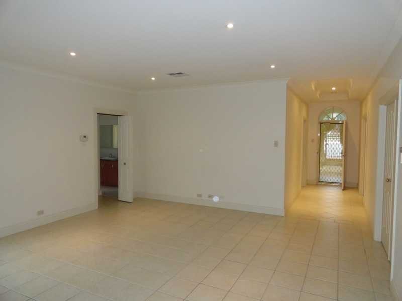 17 Montacute Road, Campbelltown SA 5074