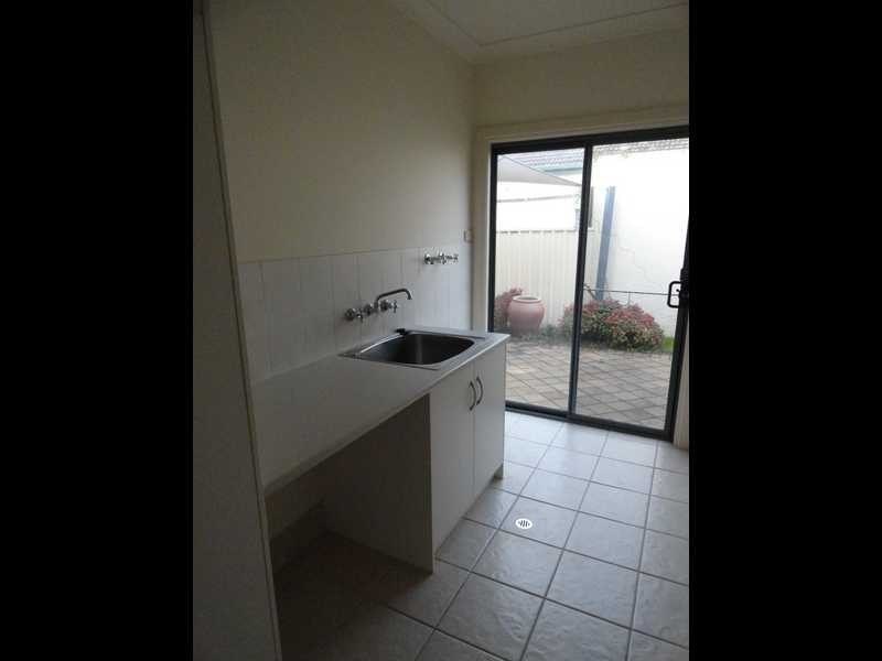 17 Montacute Road, Campbelltown SA 5074