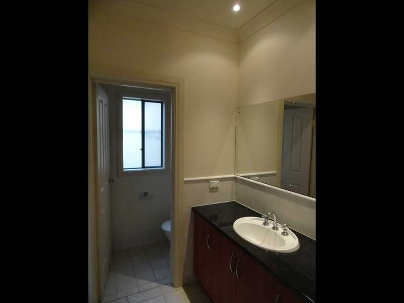 17 Montacute Road, Campbelltown SA 5074