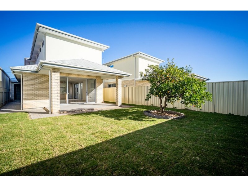 65B Cresdee Road, Campbelltown SA 5074