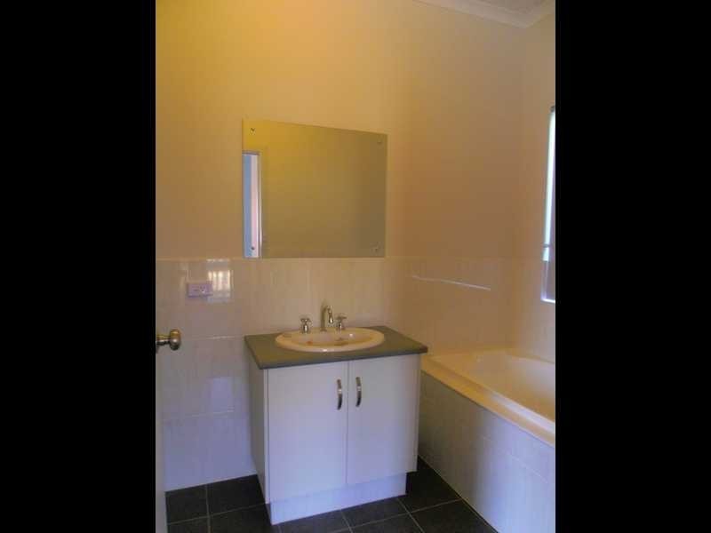 5 Borders Place, Blakeview SA 5114