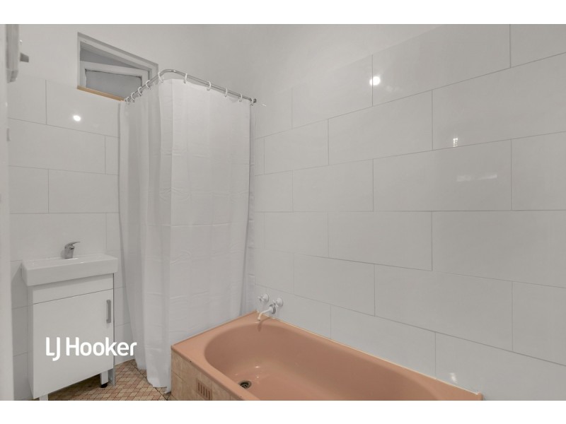 16 Dequetteville Terrace, Kent Town SA 5067