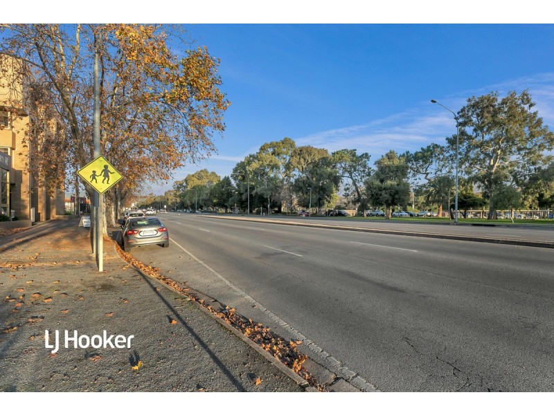 16 Dequetteville Terrace, Kent Town SA 5067