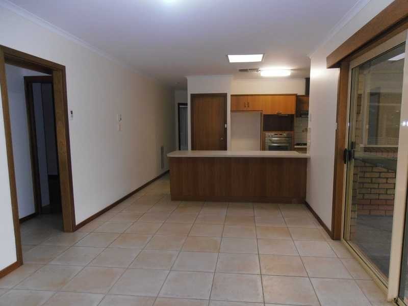 16 Carnation Court, Parafield Gardens SA 5107