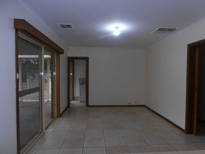 16 Carnation Court, Parafield Gardens SA 5107