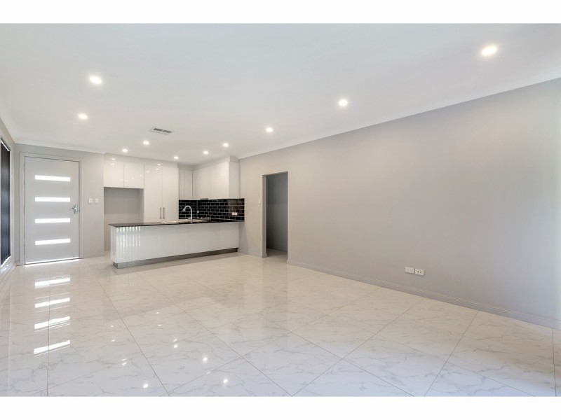 18b Todd Road, Para Hills SA 5096