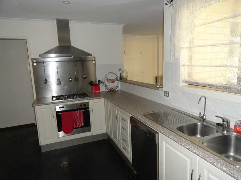 3 Narelle Court, Hope Valley SA 5090