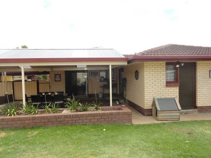 3 Narelle Court, Hope Valley SA 5090